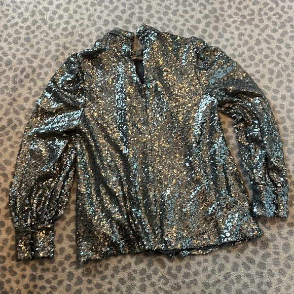 GUC Anthro Sunday in Brooklyn Luna Sequin blouse - Picture 10 of 14